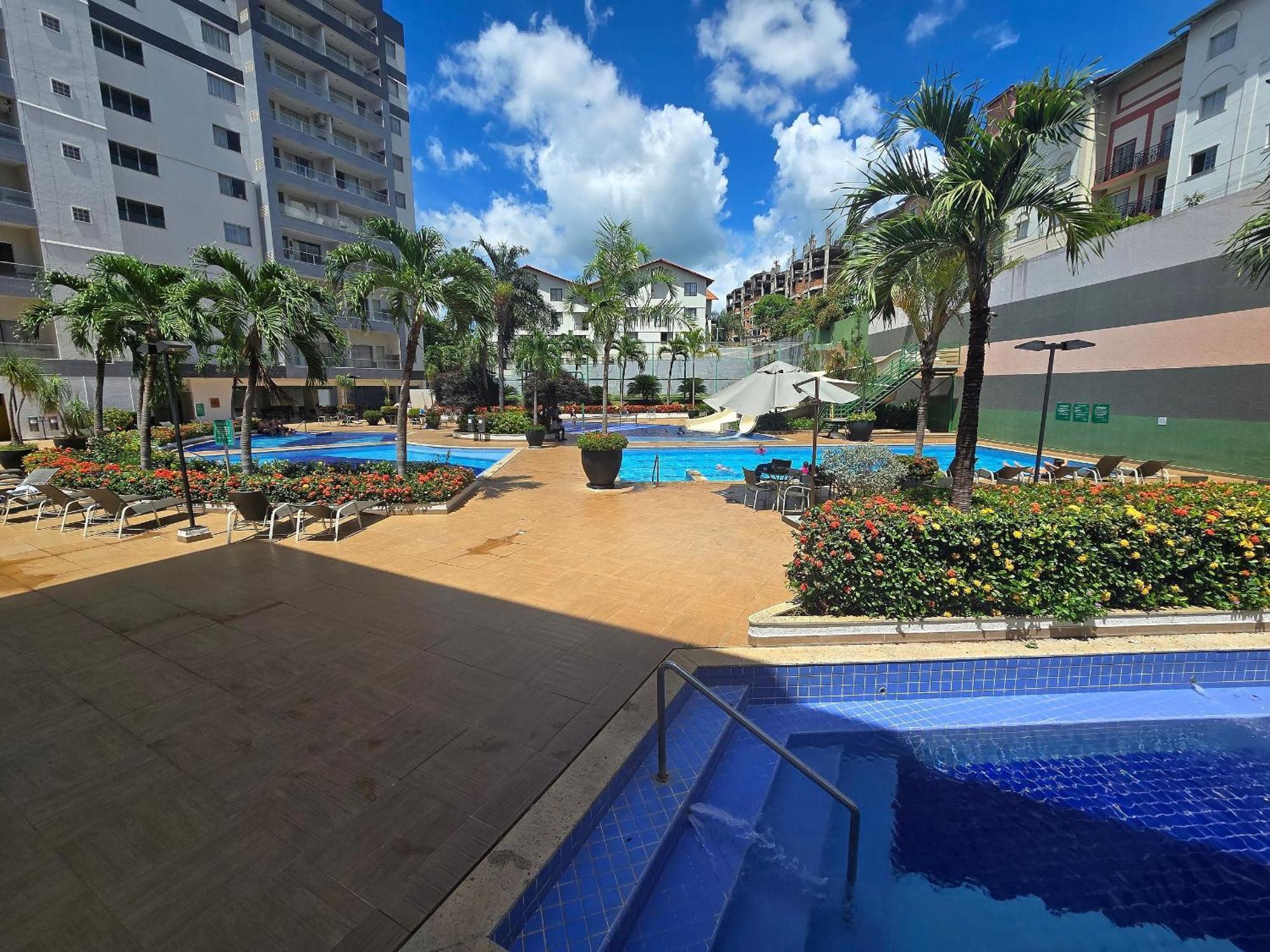 Apartamentos Em Rio Quente Com Maravilhosa Area De Lazer E Excelente Localizacao Bagian luar foto